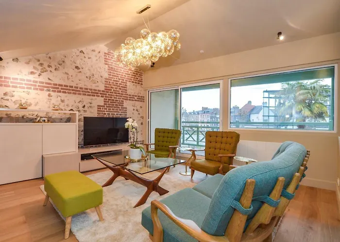 La Maison De Pierre Et Valerie St Leonard Ονφλέρ