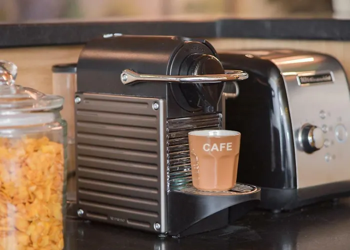 La Maison De Pierre Et Valerie St Leonard *