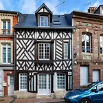 La Maison De Pierre Et Valerie St Leonard *